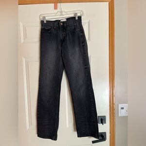 Women’s Urban Outfitters BDG cowboy washed black denim jean. Size 25